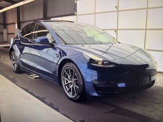 Used 2021 Tesla Model 3 Long Range video 1