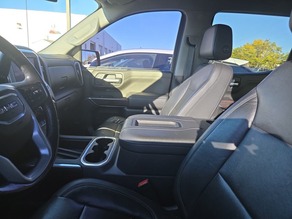 Used 2020 GMC Sierra 1500 SLT w/ SLT Premium Plus Package AWD/4WD image 3
