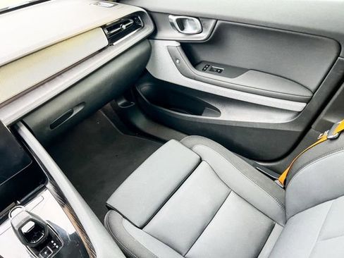 Used 2021 Polestar Polestar 2 w/ Performance Package image 11