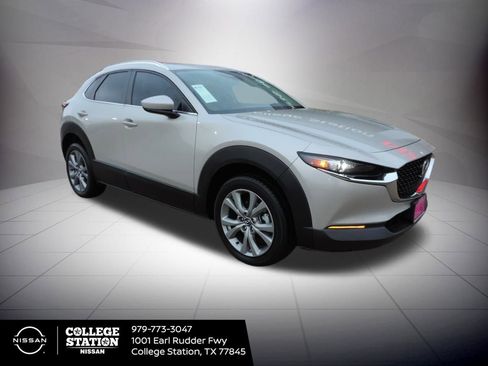 Used 2024 MAZDA CX-30 AWD 2.5 S w/ Preferred Package image 3