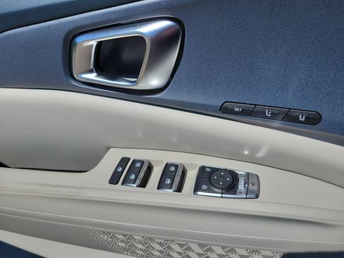 New 2026 Kia Carnival SX FWD image 22