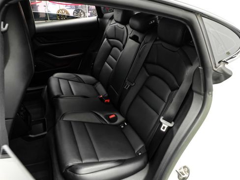 Used 2023 Porsche Taycan RWD image 37