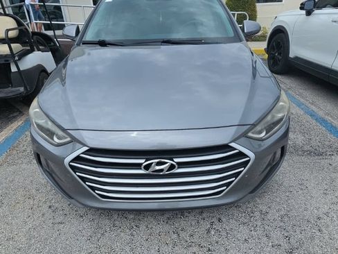 Used 2018 Hyundai Elantra Value Edition w/ Cargo Package FWD image 2
