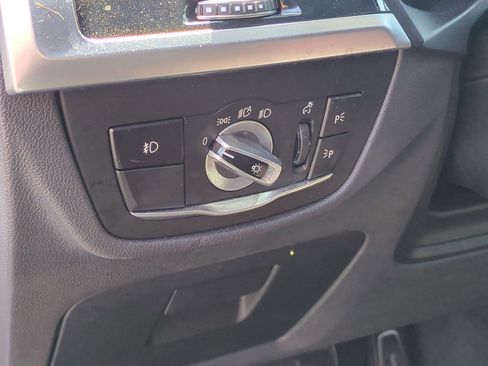 Used 2018 BMW X3 xDrive30i AWD/4WD image 16