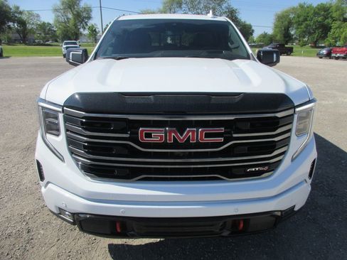 New 2026 GMC Sierra 1500 AT4 AWD/4WD image 11