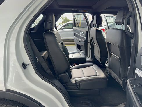 Used 2016 Ford Explorer Sport w/ Equipment Group 401A AWD/4WD image 15