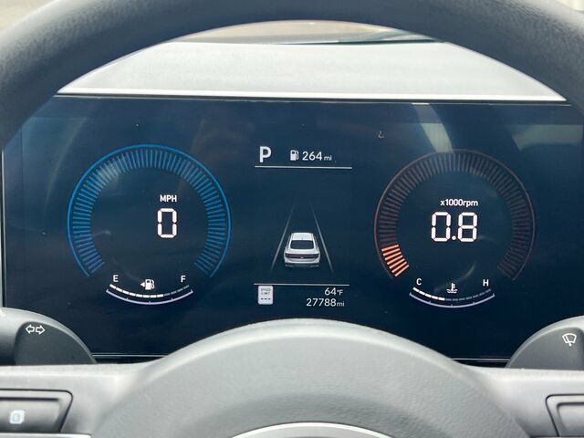 Used 2025 Hyundai Sonata SEL FWD image 29