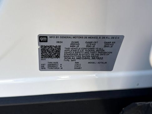 Used 2024 GMC Terrain SLE FWD image 28
