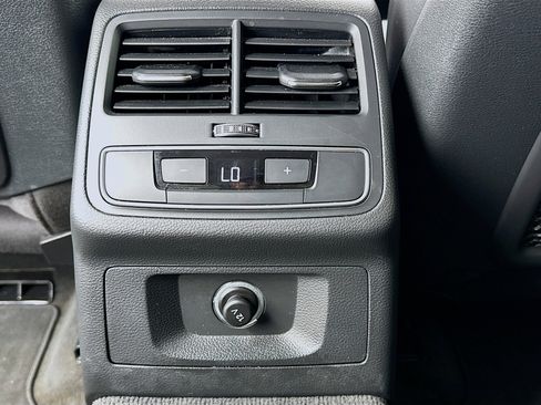 Used 2018 Audi A4 2.0T Premium Plus w/ Premium Plus Package image 17