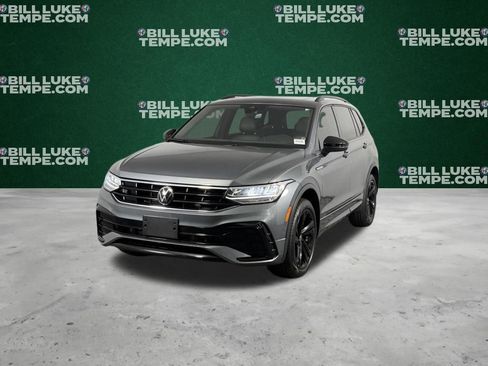 Used 2024 Volkswagen Tiguan SE R-Line FWD image 2