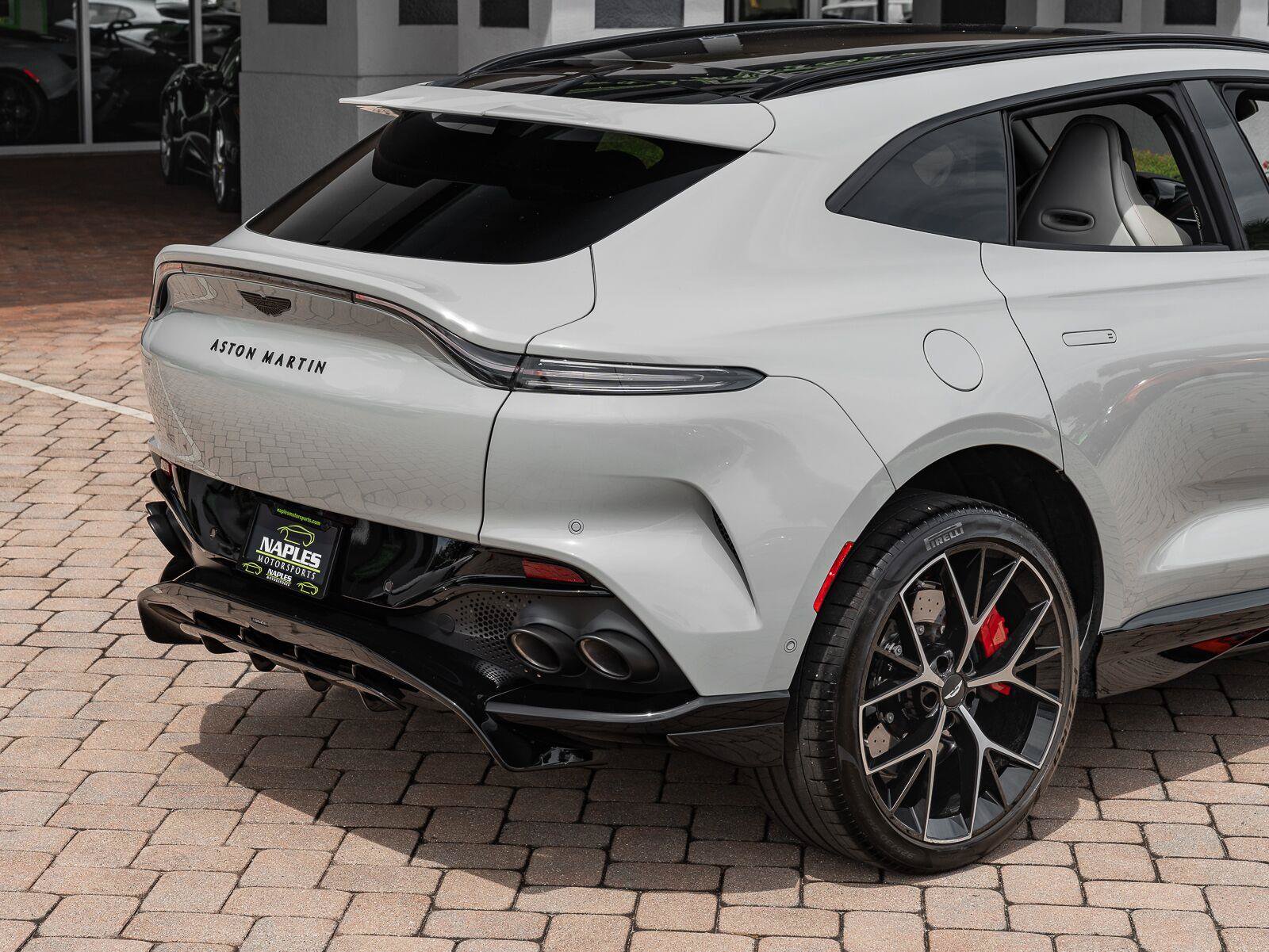 Used 2025 Aston Martin DBX 707 AWD/4WD image 28