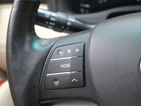 Used 2012 Lexus RX 350 FWD w/ Premium Pkg image 34