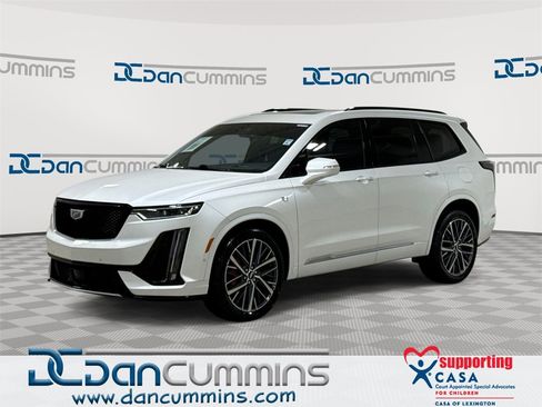 Used 2023 Cadillac XT6 Sport w/ Platinum Package image 1