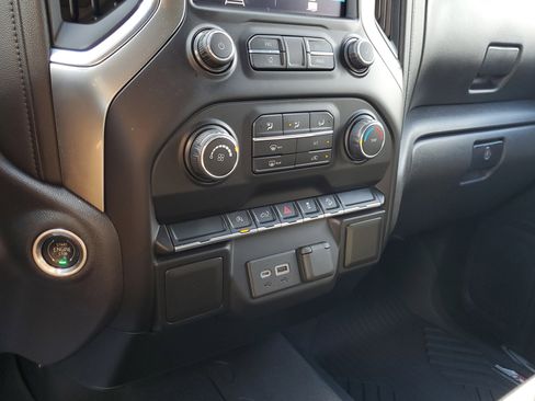 Used 2020 Chevrolet Silverado 1500 LT Trail Boss w/ Bed Protection Package image 28