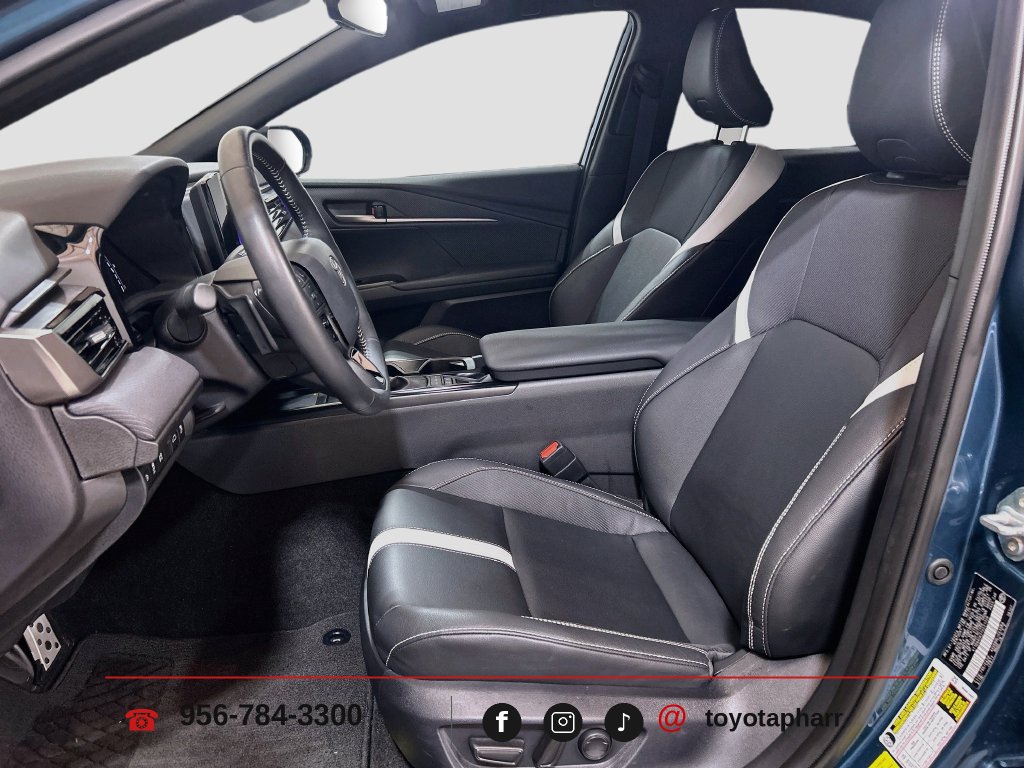 Used 2026 Toyota Camry SE w/ Convenience Package FWD image 18