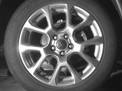 Used 2025 Jeep Compass Limited image 15