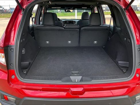 Used 2025 Honda Passport Black Edition image 31