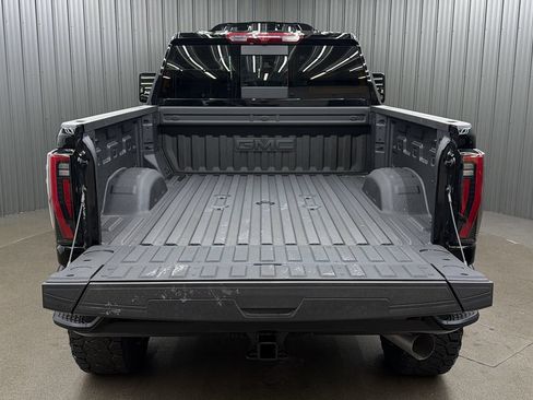 Used 2026 GMC Sierra 2500 AT4 AWD/4WD image 18