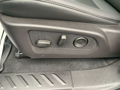 Used 2025 Chevrolet Colorado Trail Boss image 15