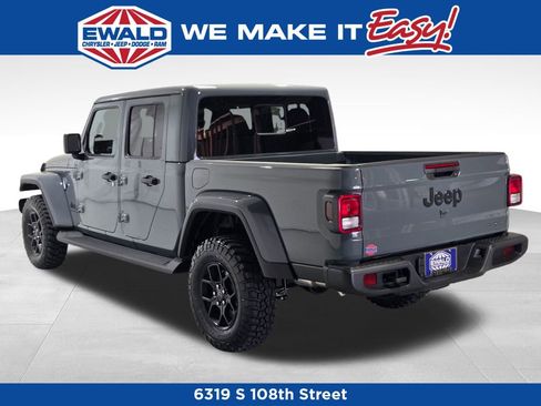 New 2025 Jeep Gladiator Sport image 17