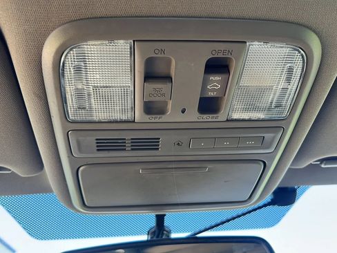 Used 2013 Honda Pilot Touring image 26
