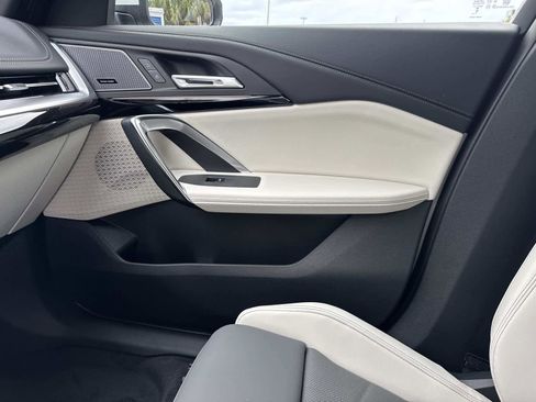 New 2026 BMW X1 xDrive28i w/ Technology Package image 24