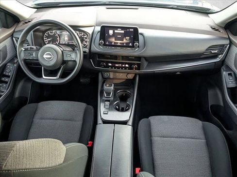 Used 2023 Nissan Rogue SV image 17