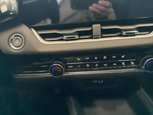 New 2026 Chevrolet Equinox LT image 39