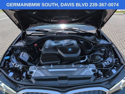 Used 2025 BMW 330i xDrive Sedan w/ Premium Package AWD/4WD image 14