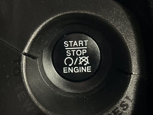 Used 2020 Jeep Renegade Altitude image 22