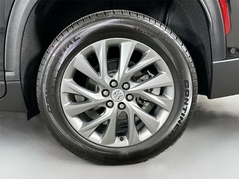 Used 2025 Buick Enclave Preferred w/ Super Cruise Package image 31