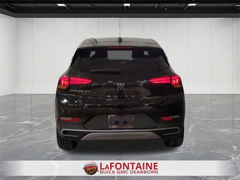 Certified 2024 Buick Encore GX Preferred w/ Comfort Package image 7