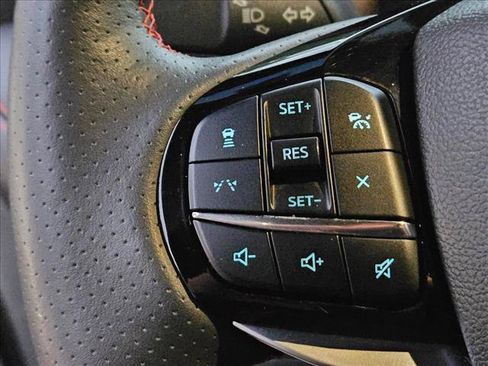Used 2025 Ford Explorer ST-Line w/ Premium Package AWD/4WD image 23