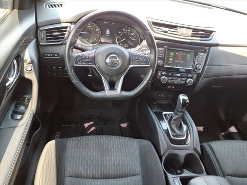 Used 2019 Nissan Rogue SV w/ Premium Package AWD/4WD image 11