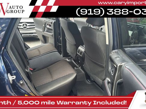 Used 2018 Toyota 4Runner TRD Off-Road AWD/4WD image 17