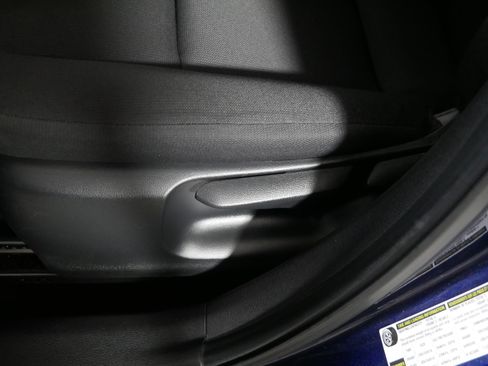 Used 2024 Toyota Corolla LE FWD image 20