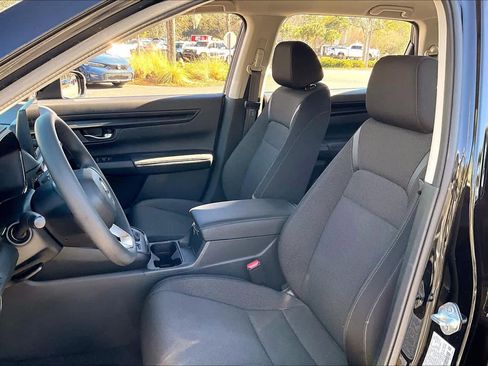 Used 2024 Honda CR-V LX image 7