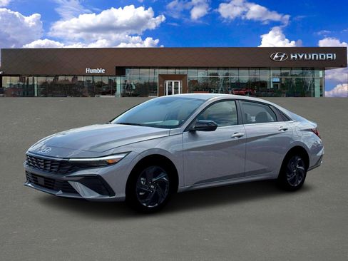 New 2026 Hyundai Elantra SEL Sport Premium FWD image 2