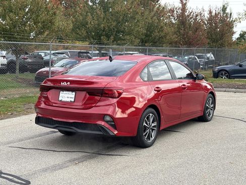 Used 2022 Kia Forte LXS image 5