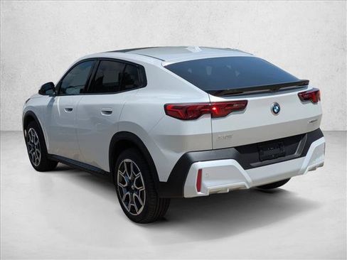 New 2026 BMW X2 xDrive28i w/ Technology Package AWD/4WD image 9