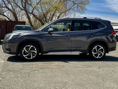 Used 2023 Subaru Forester Touring AWD/4WD image 6