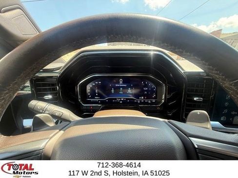 Used 2023 Chevrolet Silverado 1500 LTZ AWD/4WD image 23
