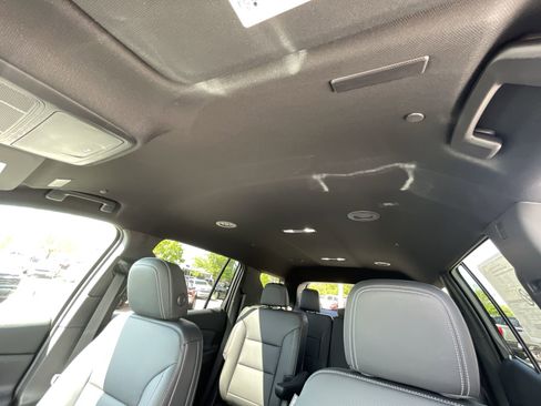 New 2025 Chevrolet Traverse LT w/ Enhanced Driving Package image 55