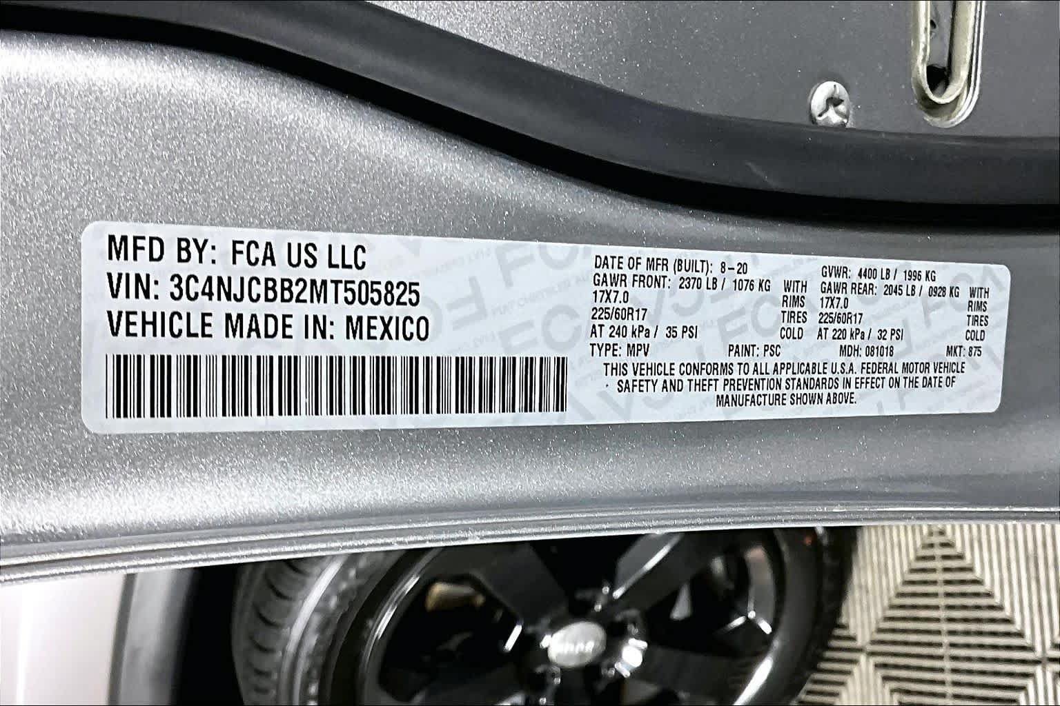 Used 2021 Jeep Compass Latitude FWD image 29
