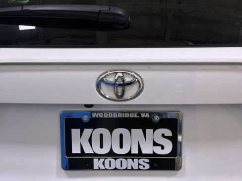 Used 2024 Toyota RAV4 LE AWD/4WD image 18