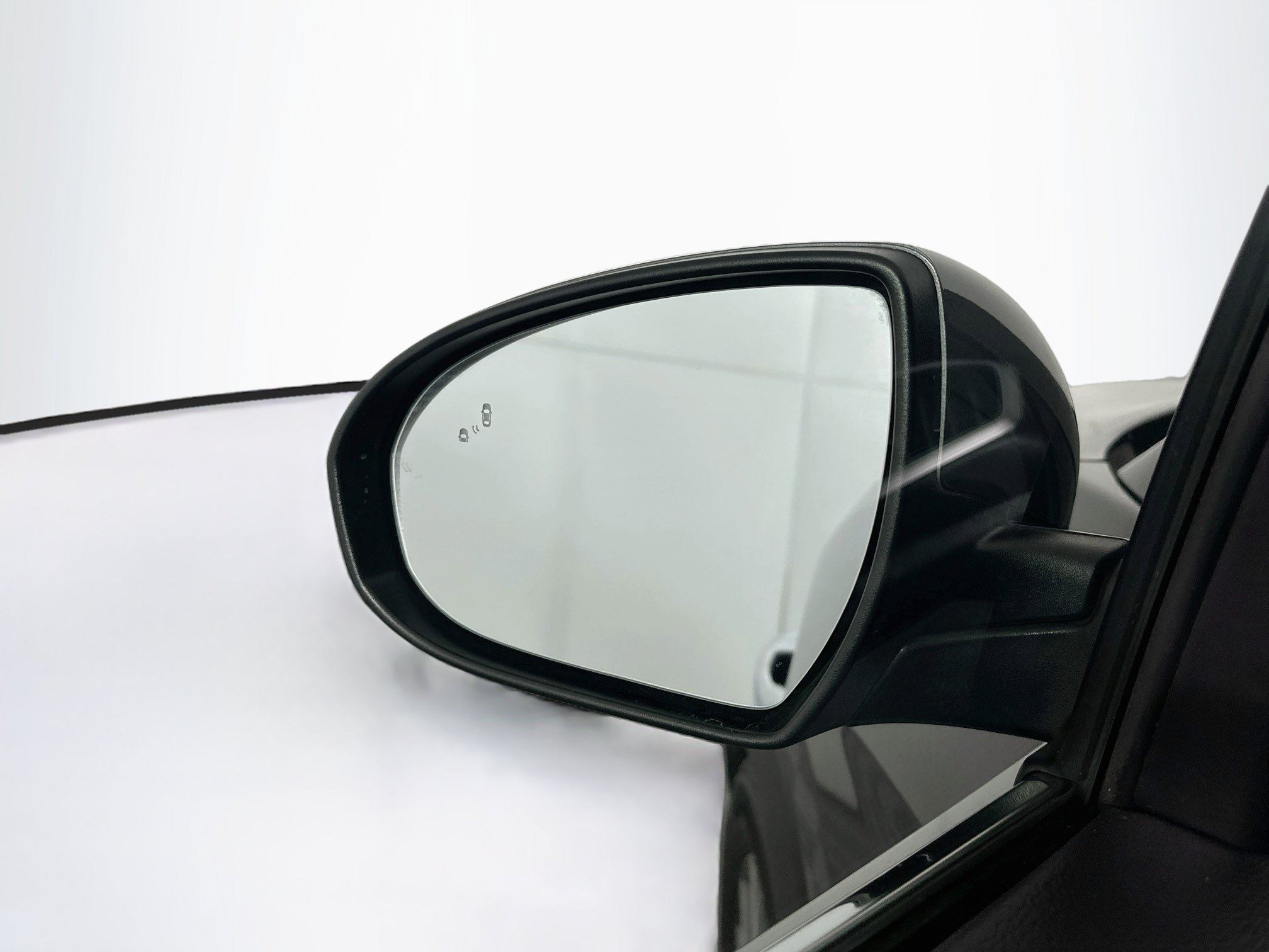 Used 2021 Hyundai Tucson Ultimate w/ Cargo Package FWD image 16