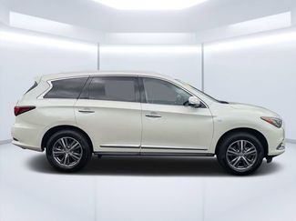 Used 2019 INFINITI QX60 Luxe w/ Essential Package AWD/4WD video 2