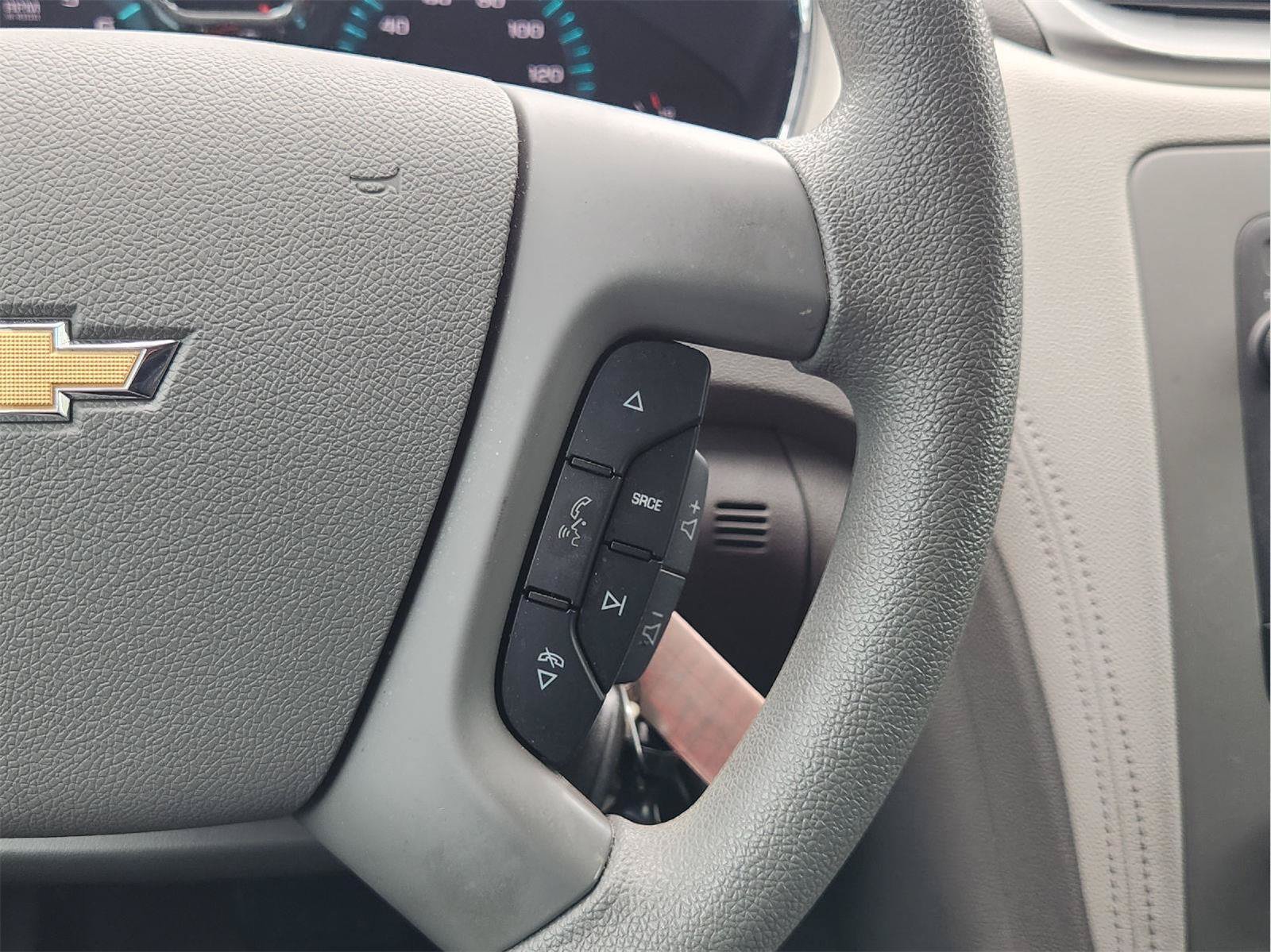 Used 2017 Chevrolet Traverse LS FWD image 28