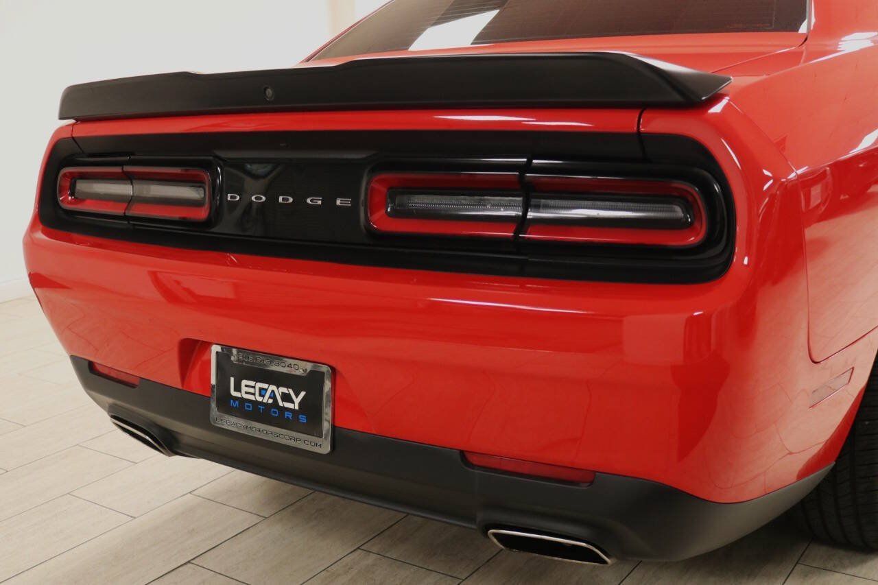Used 2023 Dodge Challenger SXT RWD image 89
