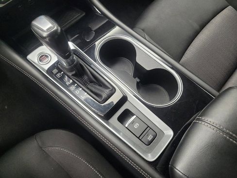 Used 2023 Nissan Altima 2.5 SV w/ SV Premium Package image 26